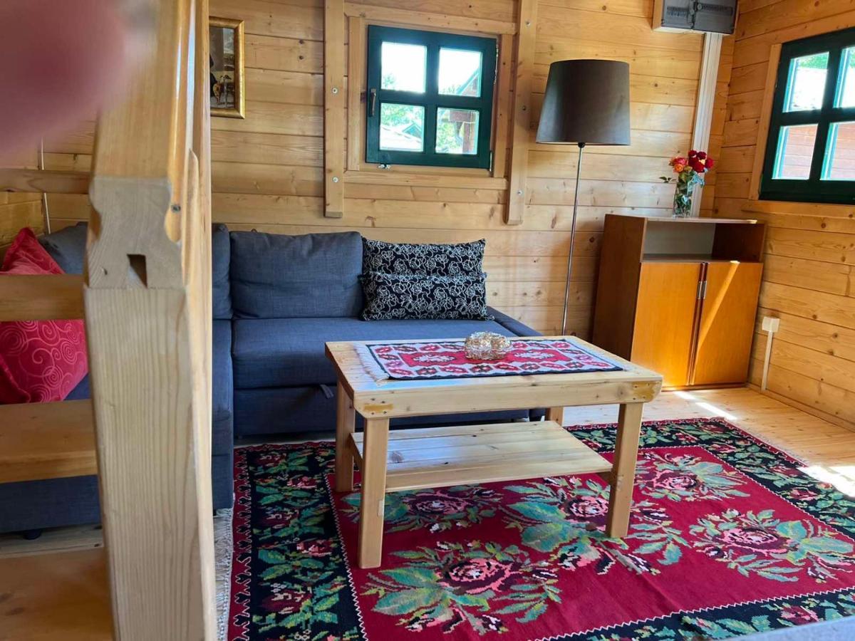 Cottage Ravna Rijeka 비옐로폴레 외부 사진