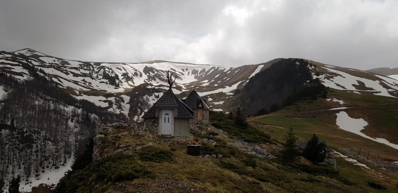 Cottage Ravna Rijeka 비옐로폴레 외부 사진