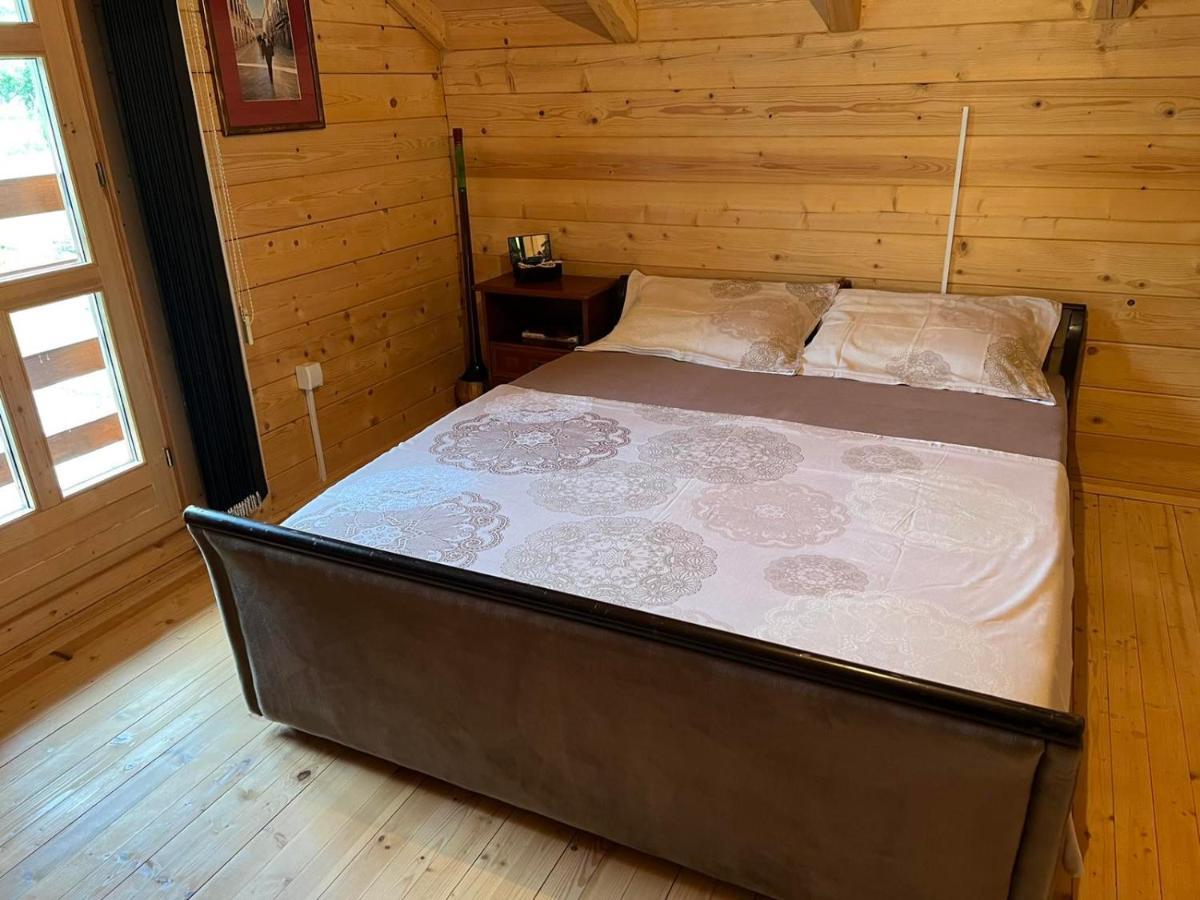 Cottage Ravna Rijeka 비옐로폴레 외부 사진